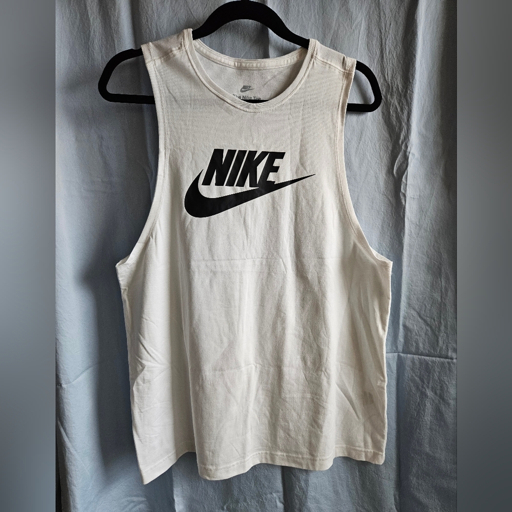Nike Muscle Tee In White - Size L